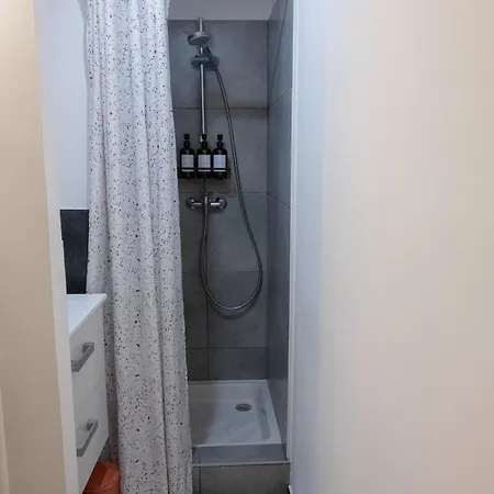 Joli Chaleureux Dans Le Centre De Διαμέρισμα