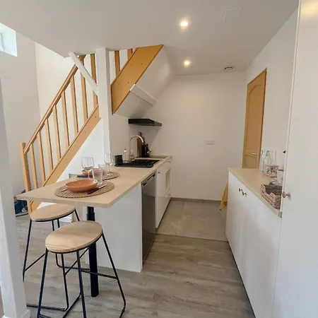 Joli Chaleureux Dans Le Centre De *