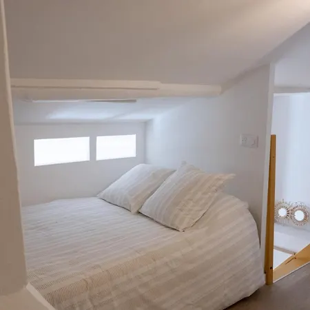 Joli Chaleureux Dans Le Centre De Διαμέρισμα