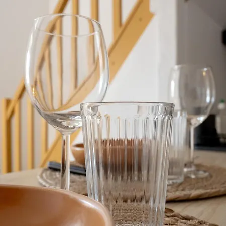 Joli Chaleureux Dans Le Centre De Bazas