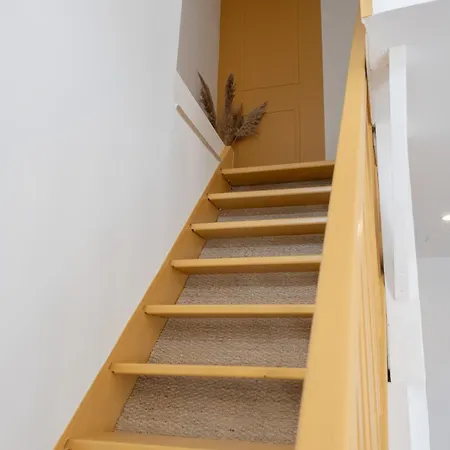 Joli Chaleureux Dans Le Centre De Appartamento *