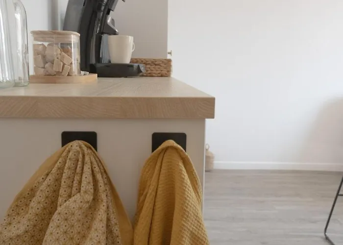 Joli Chaleureux Dans Le Centre De *